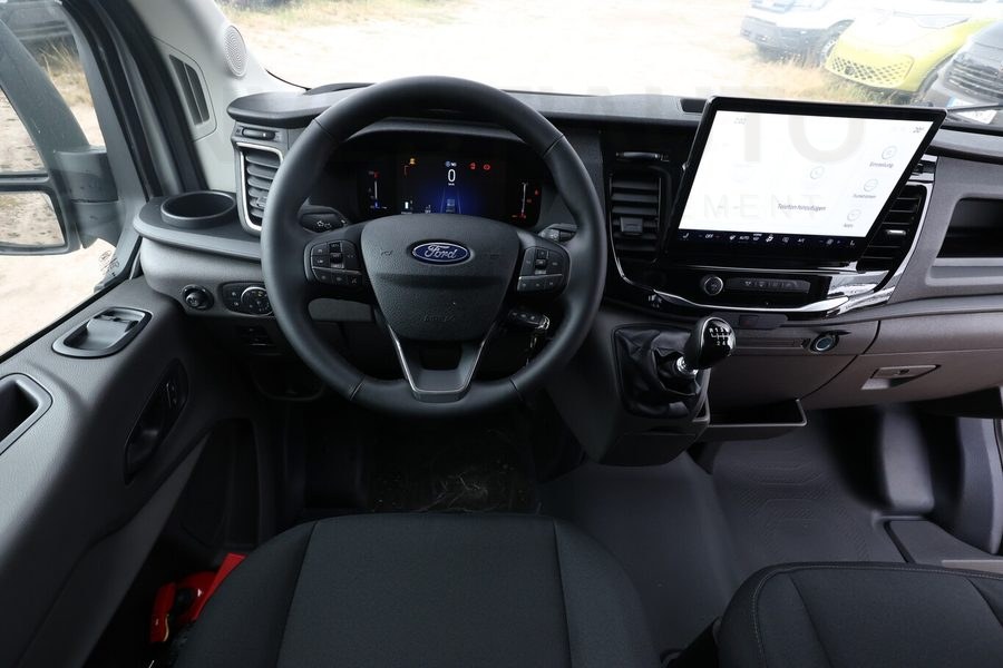 Ford Transit 7
