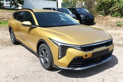 Kia K4 — photo 4
