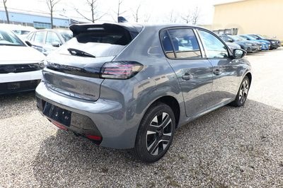 Peugeot 208 — photo 5